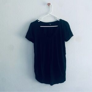Forever 21 black v-neck tee
